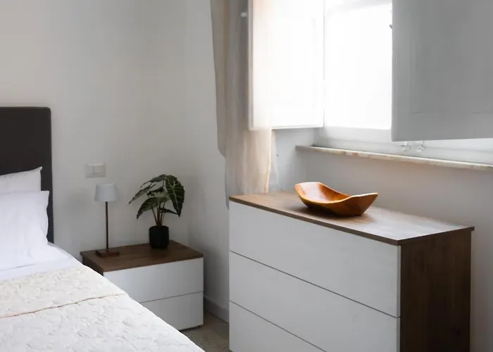 Imperia House